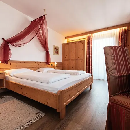 Goldene Rose Hotel