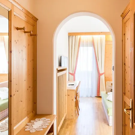 Hotel Goldene Rose